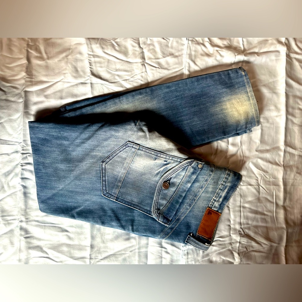 H&M jeans size 28